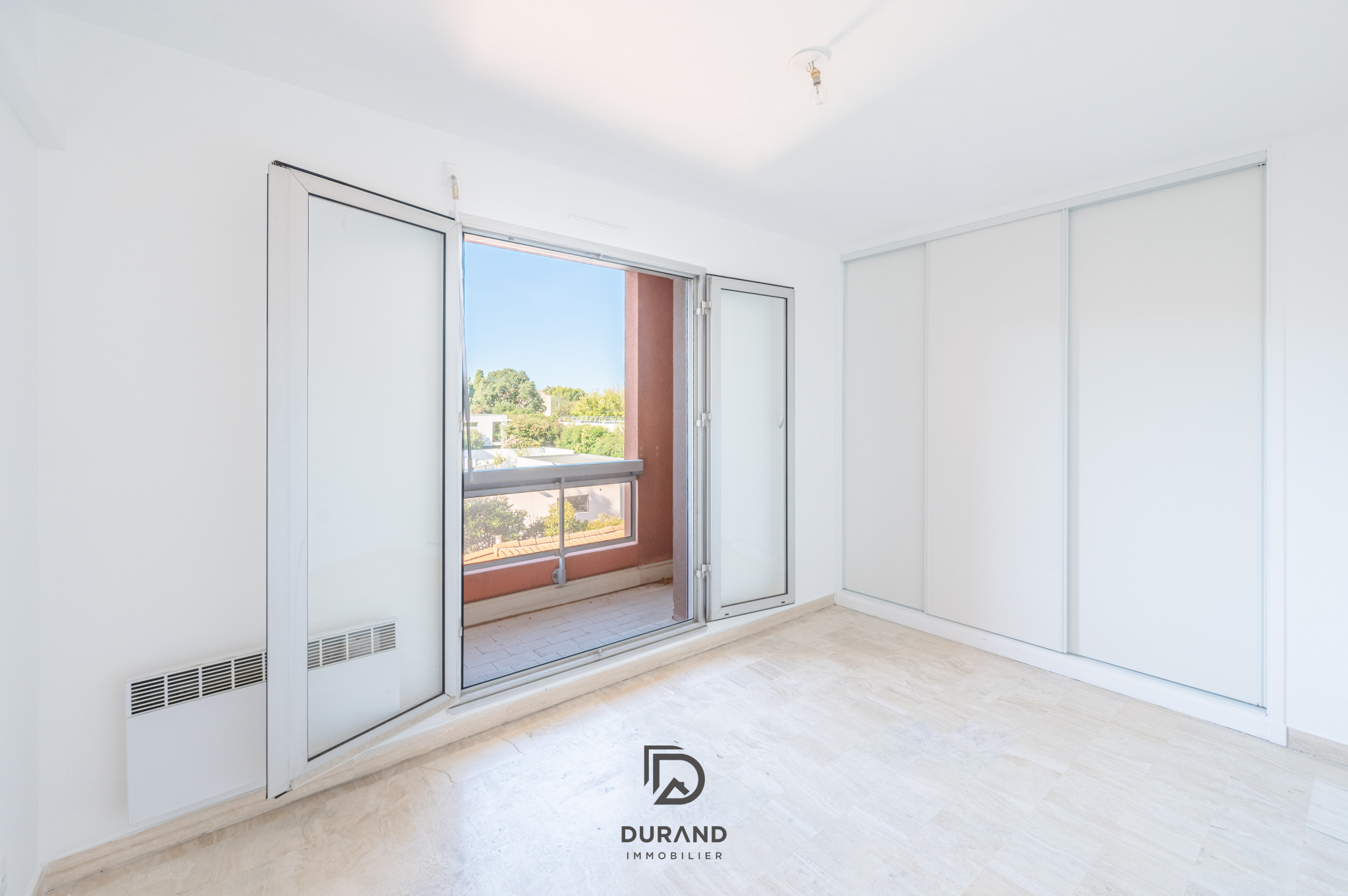 APPARTEMENT - TERRASSE - SAINT ANNE - 13008 MARSEILLE