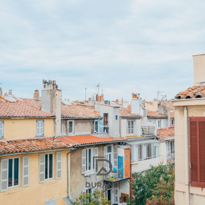 APPARTEMENT - CAMAS/NOTRE DAME DU MONT - 13006 MARSEILLE