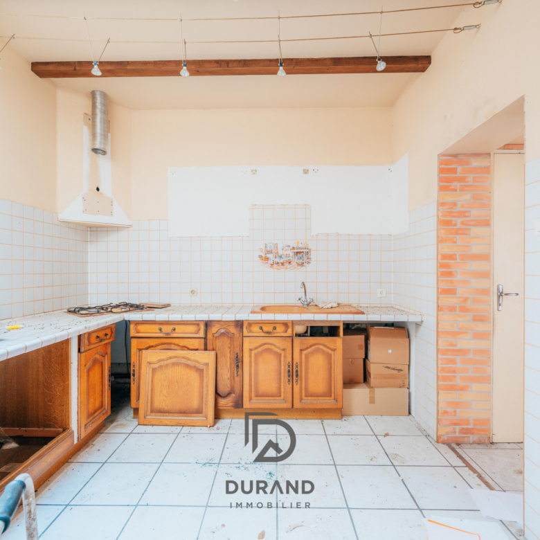 MAISON 5 PÈCES 147M2 - JARDIN 300M2 - 13015 MARSEILLE