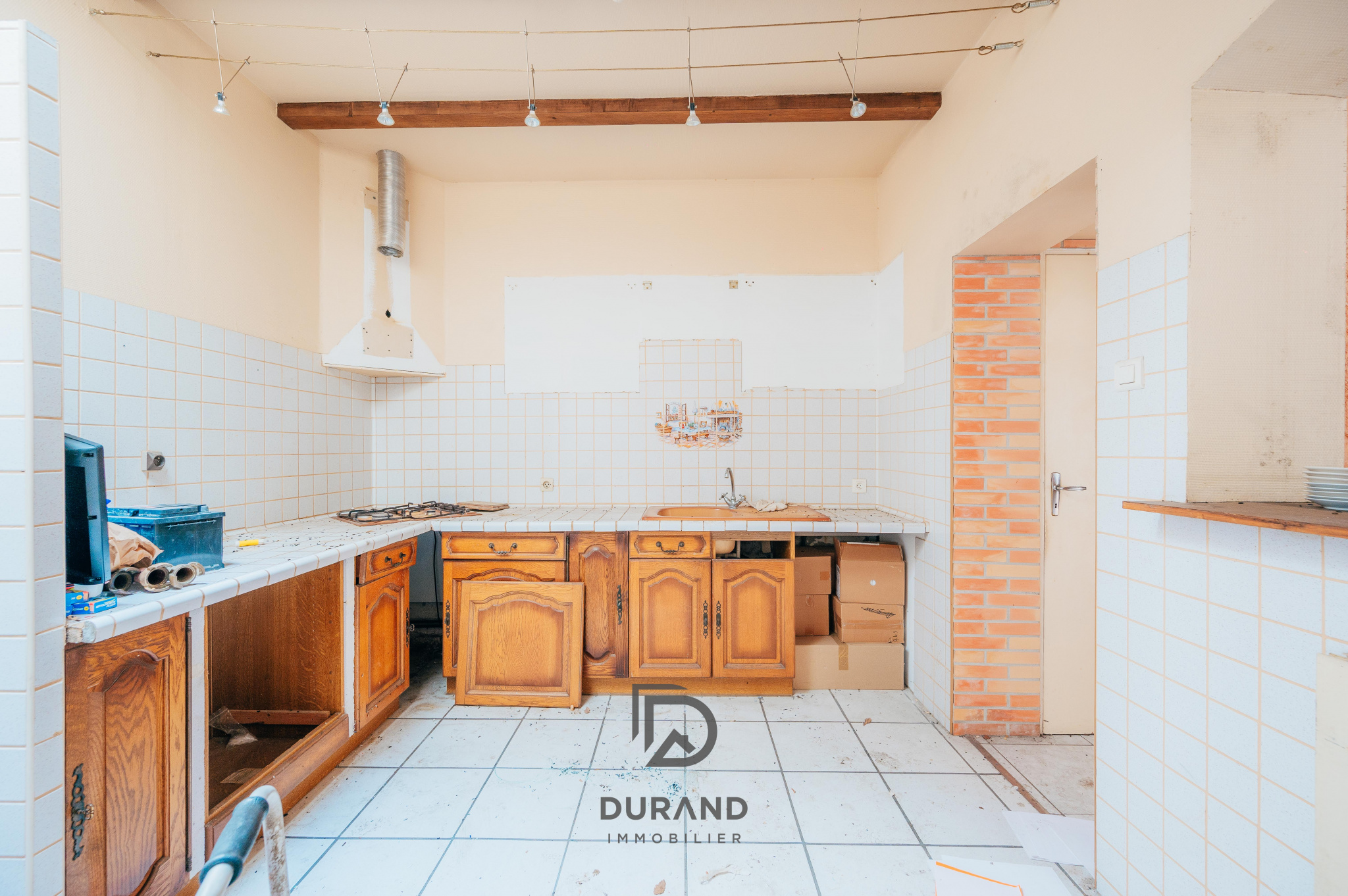 MAISON 5 PÈCES 147M2 - JARDIN 300M2 - 13015 MARSEILLE
