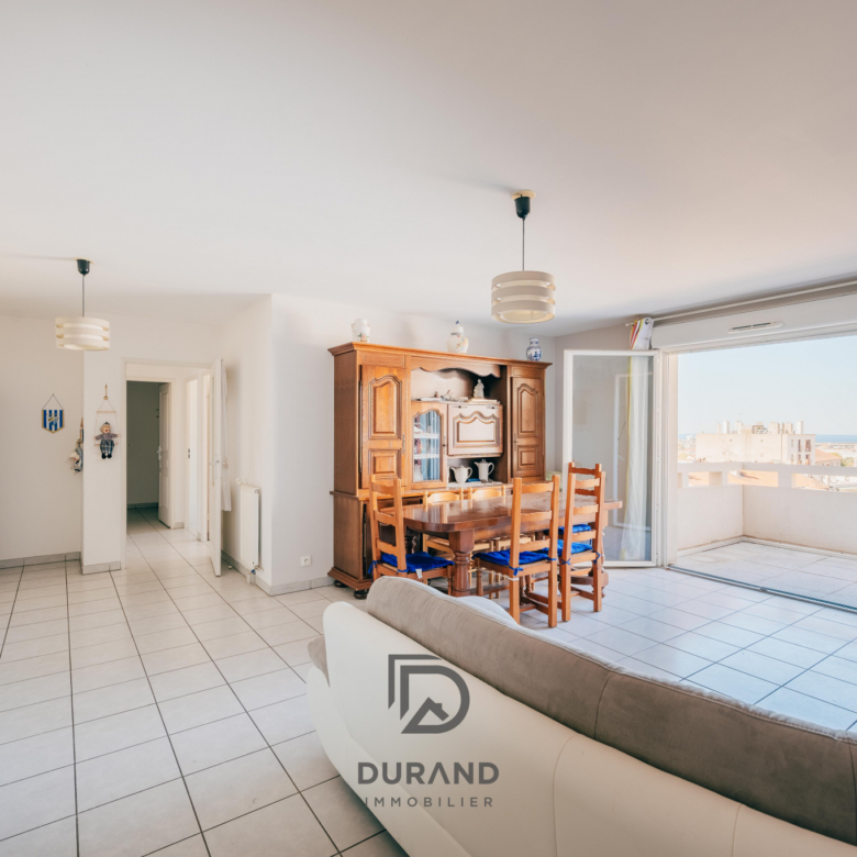 APPARTEMENT -3 pièces - 64m2- Terrasse 7m2 vue dégagée Estaque / Joliette - 1 Place privative - Marseille St G