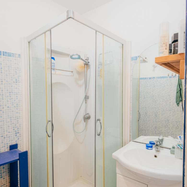APPARTEMENT - CAMAS/NOTRE DAME DU MONT - 13006 MARSEILLE