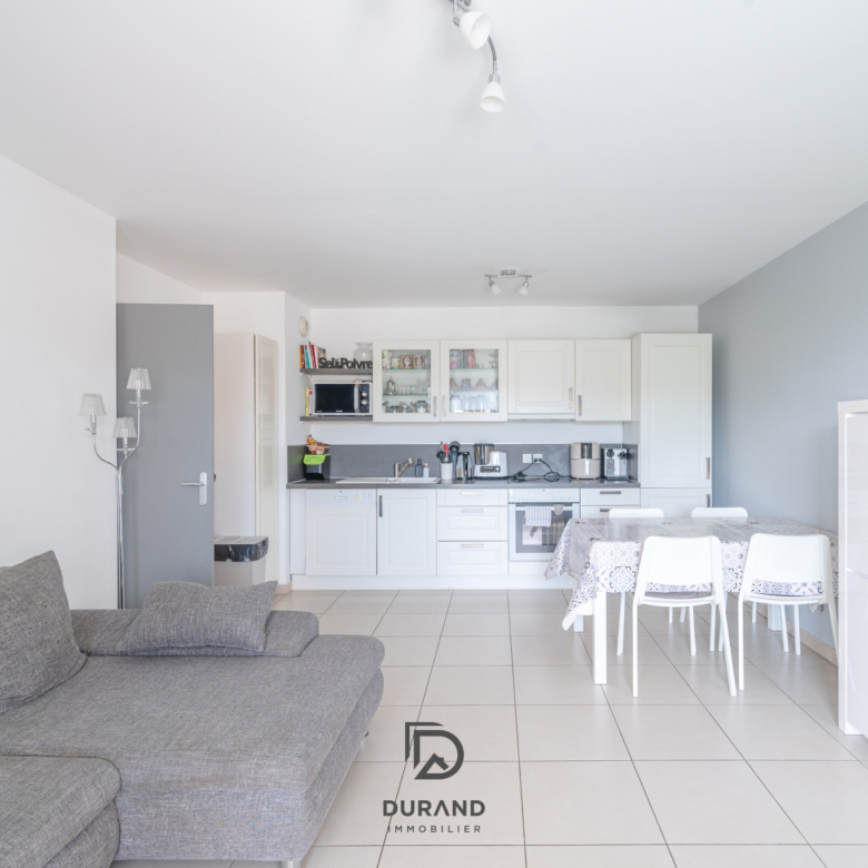 T3 RECENT ET GRAND EXTERIEUR -  2 PLACES DE STATIONNEMENT - 13014 MARSEILLE