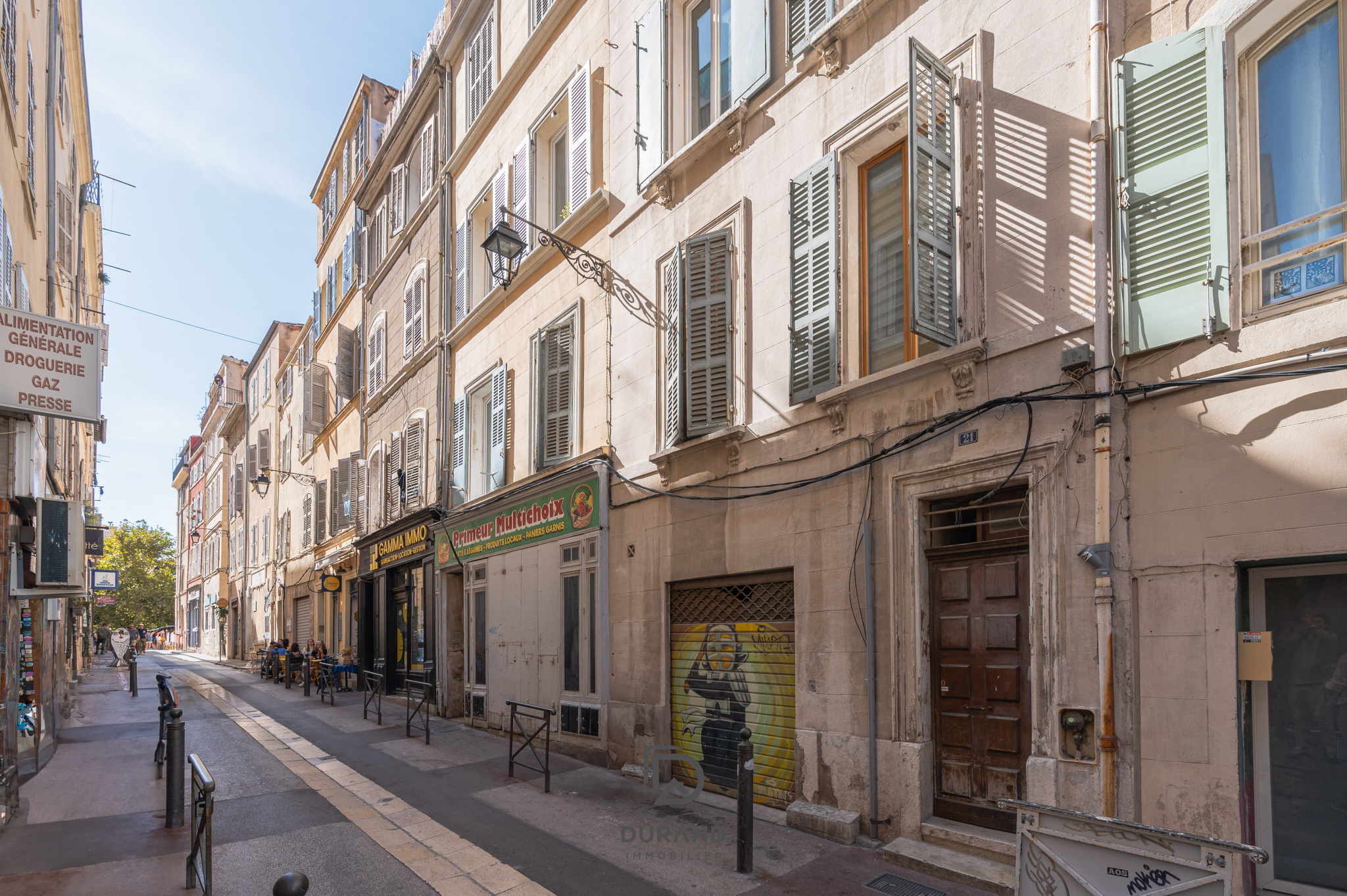 APPARTEMENT - LE PANIER - 13002 MARSEILLE