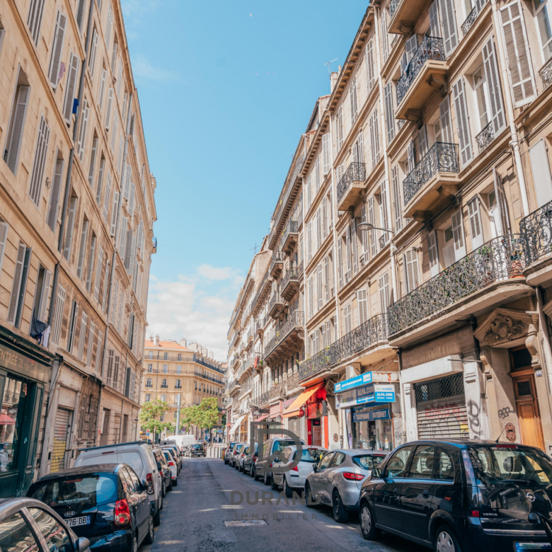  Appartement T3 78m2 avec balcon COLBERT-REPUBLIQUE 13002 MARSEILLE