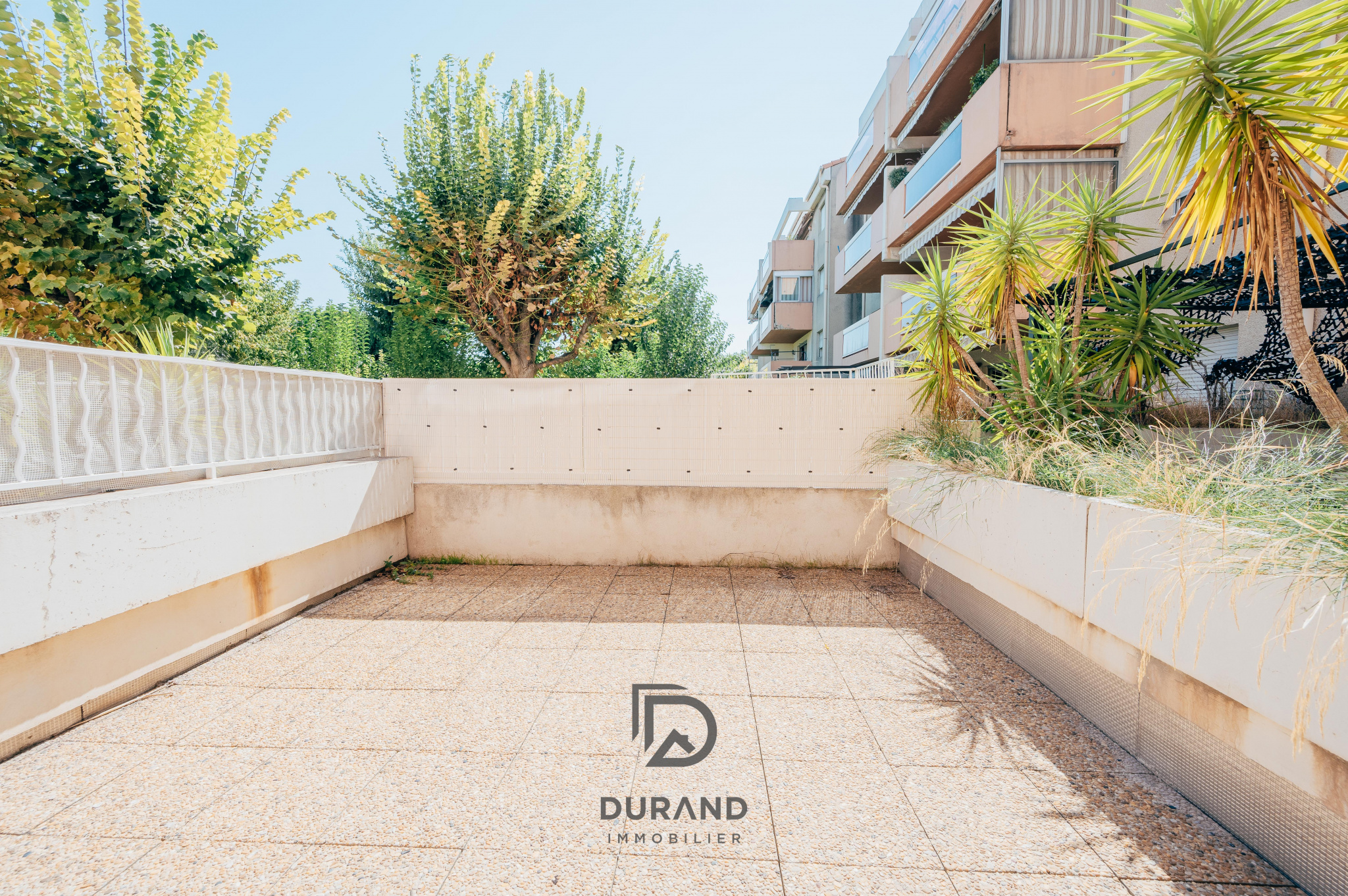 STUDIO 32M2 TERRASSE LA POMME 13011 MARSEILLE DURAND IMMOBILIER