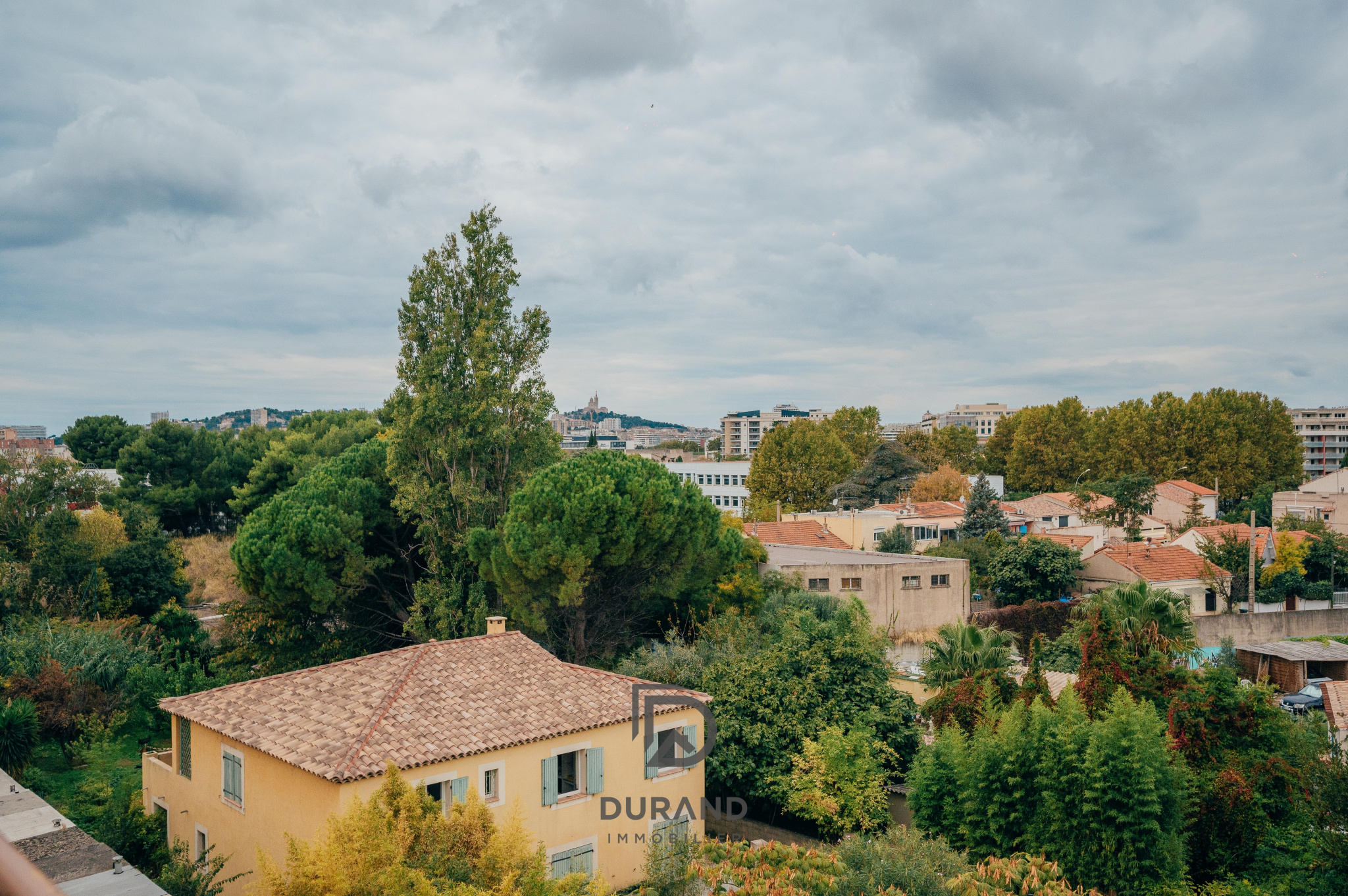 APPARTEMENT AVEC TERRASSES - PROCHE DROMEL 13010 MARSEILLE