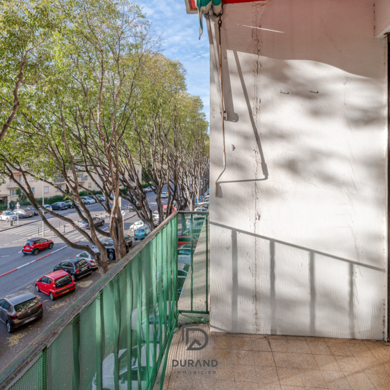 APPARTEMENT - GRAND SAINT GINIEZ - 13008 MARSEILLE