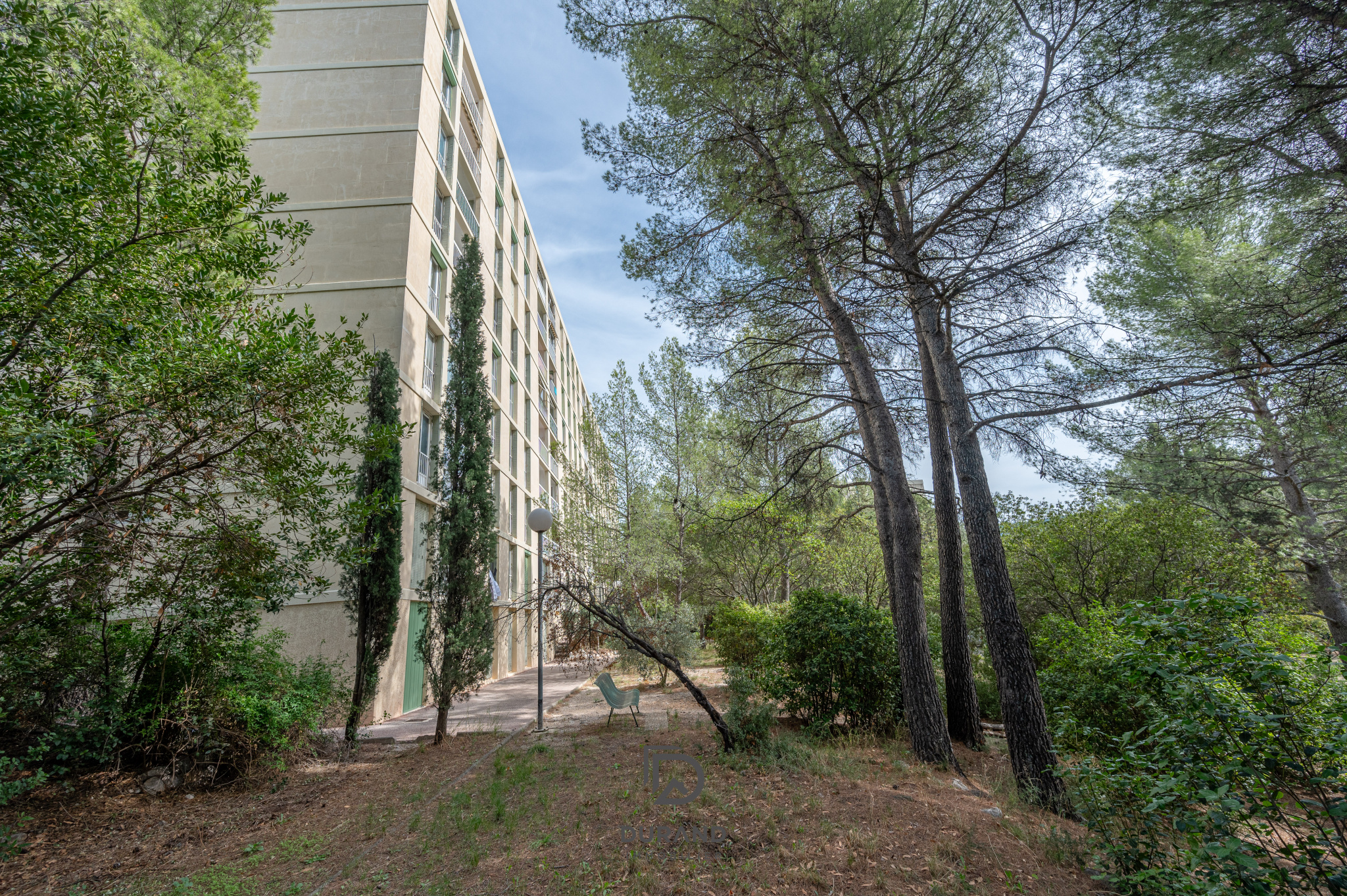 APPARTEMENT - LES CAUSSETTES - 13400 AUBAGNE