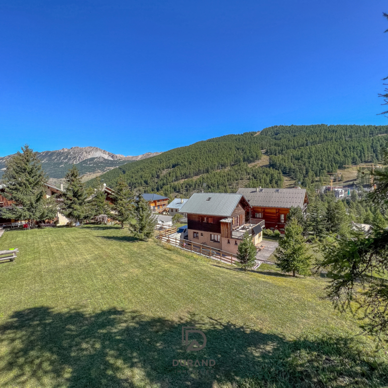 APPARTEMENT - TERRASSE - LE HAMEAU - 05560 VARS LES CLAUX