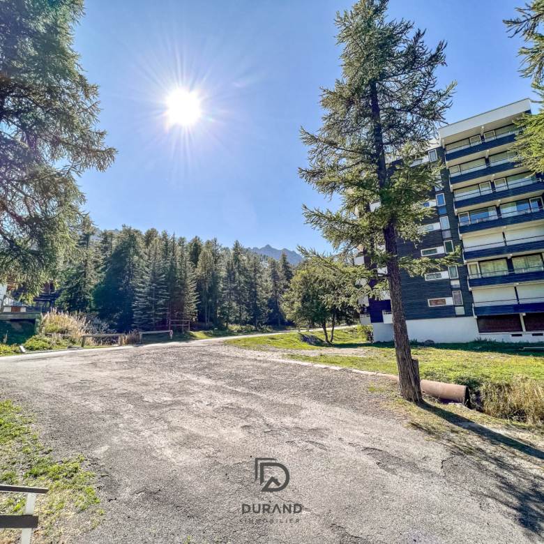 APPARTEMENT DE STATION AVEC TERRASSE - LES ECONDUS - 05560 VARS LES CLAUX