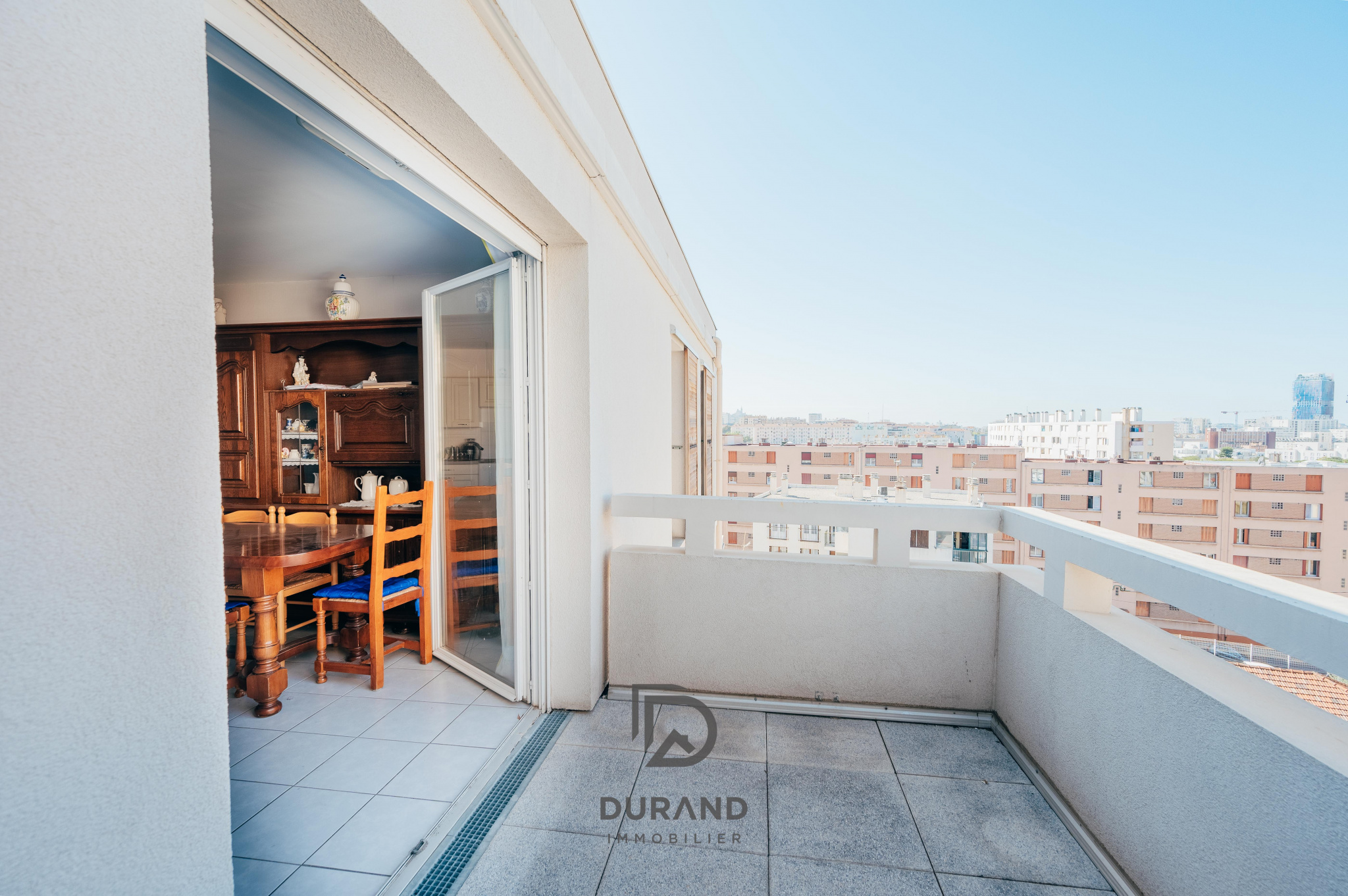 APPARTEMENT -3 pièces - 64m2- Terrasse 7m2 vue dégagée Estaque / Joliette - 1 Place privative - Marseille St G