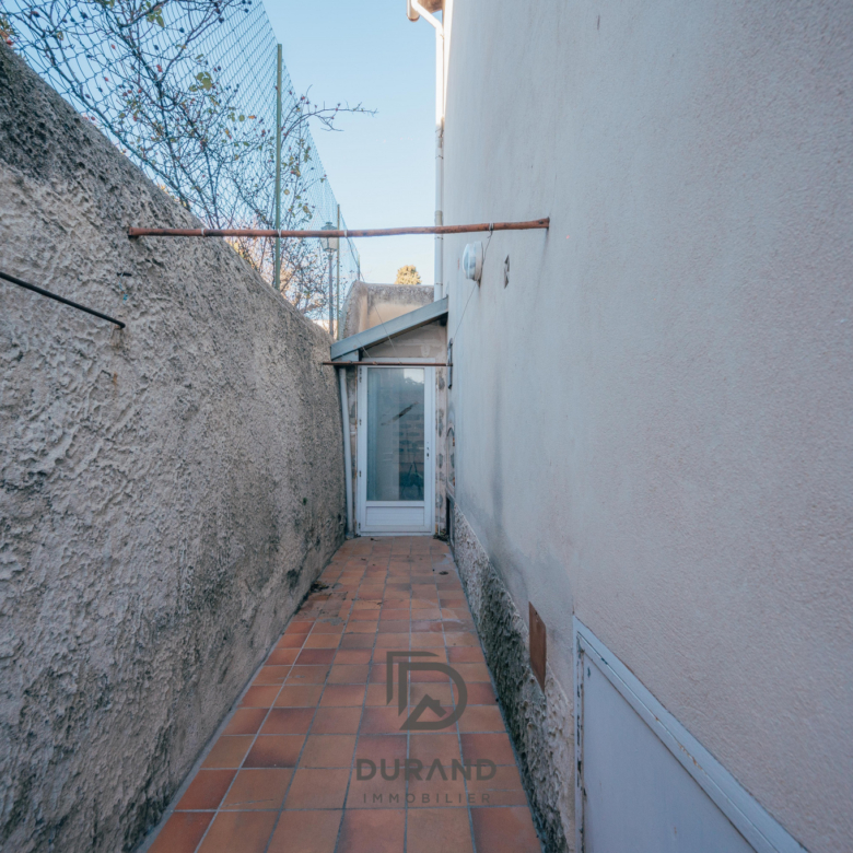MAISON - 75 M2 - 13015 MARSEILLE 