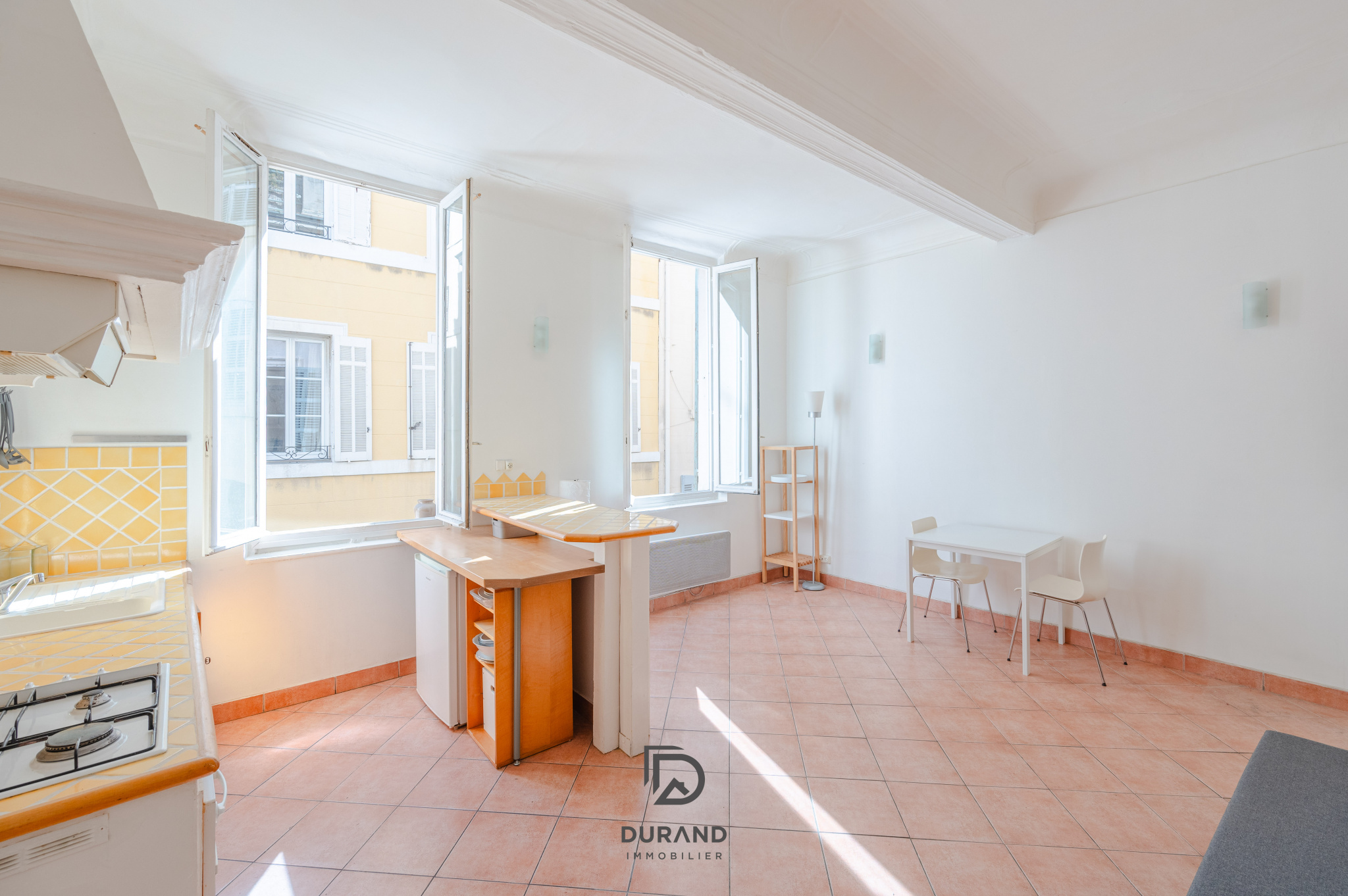 APPARTEMENT - LE PANIER - 13002 MARSEILLE