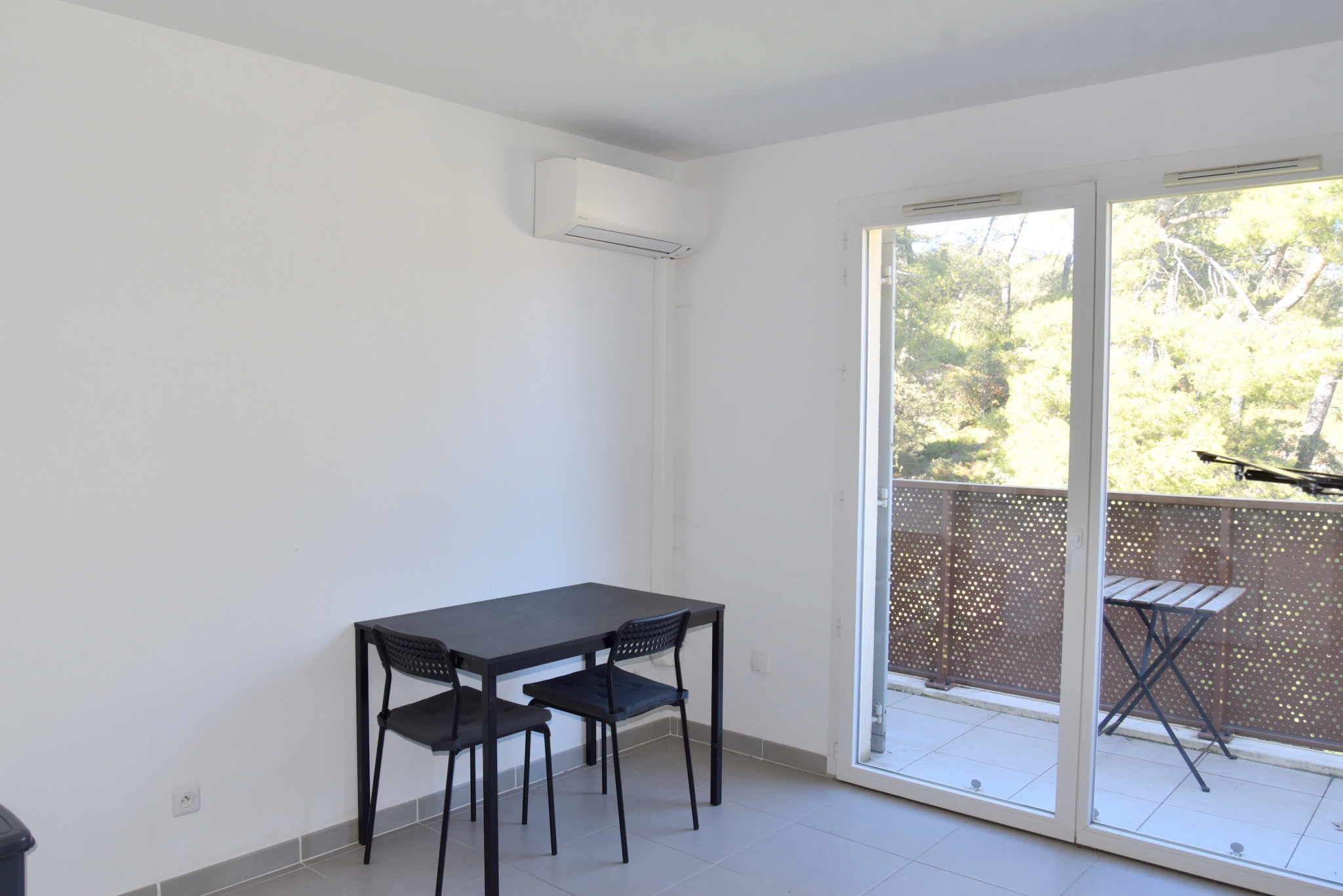 Studio meublé de 20m2 avec balcon Marseille 11ème