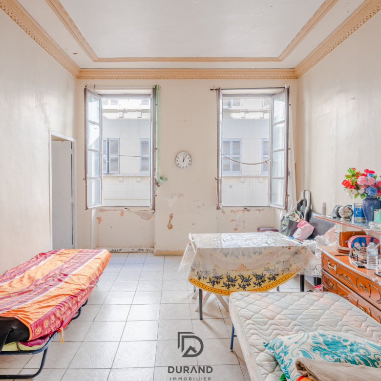 APPARTEMENT 3 PIÈCES 74M2 - NOAILLES - 13001 MARSEILLE