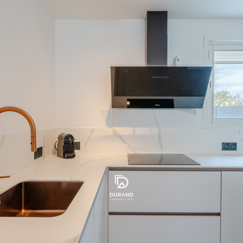 MAISON - ARCHITECTE - SAINT TRONC - 13010 MARSEILLE