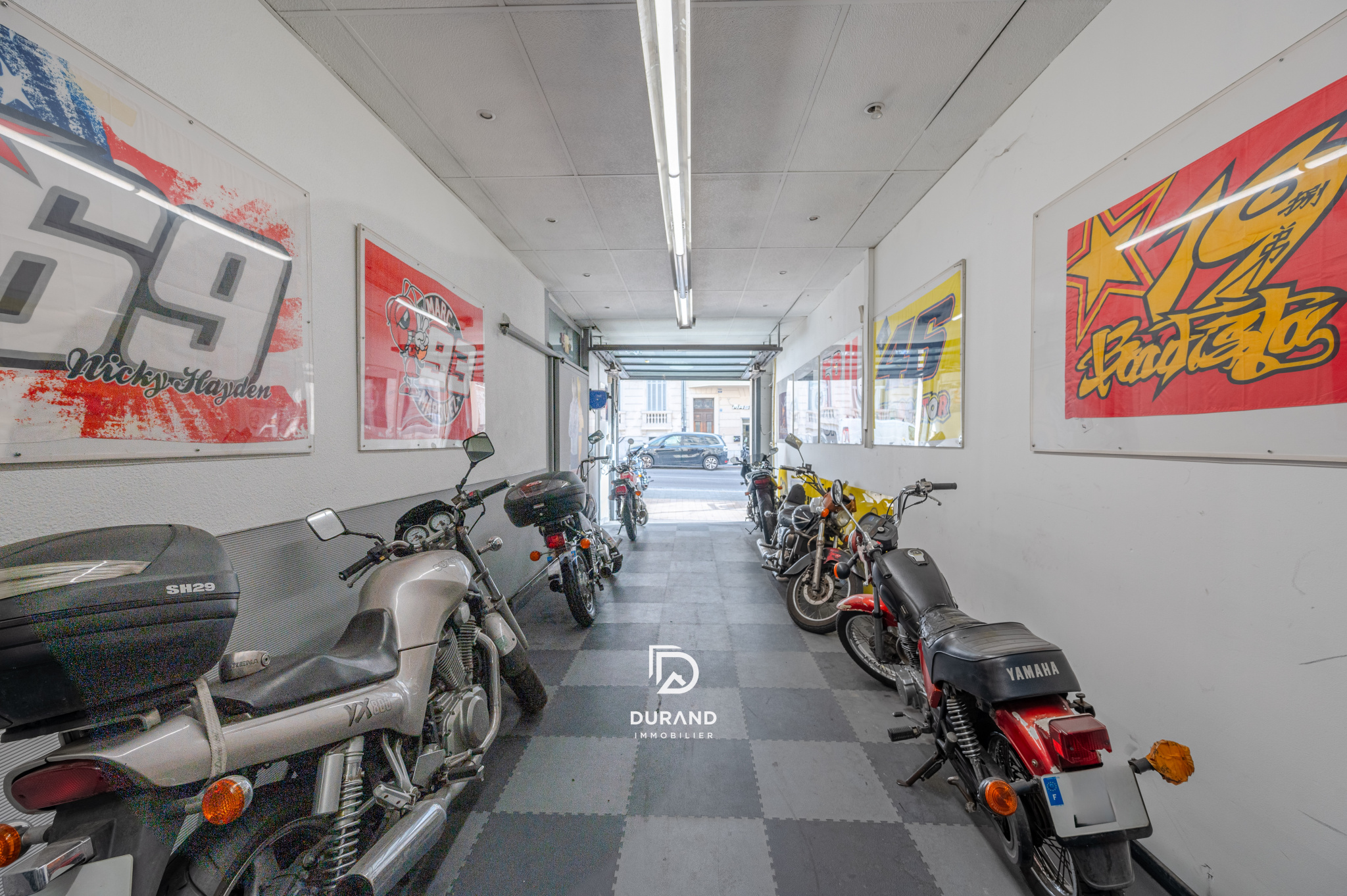 FONDS DE COMMERCE 382 M2 - CASTELANNE - MARSEILLE 13006