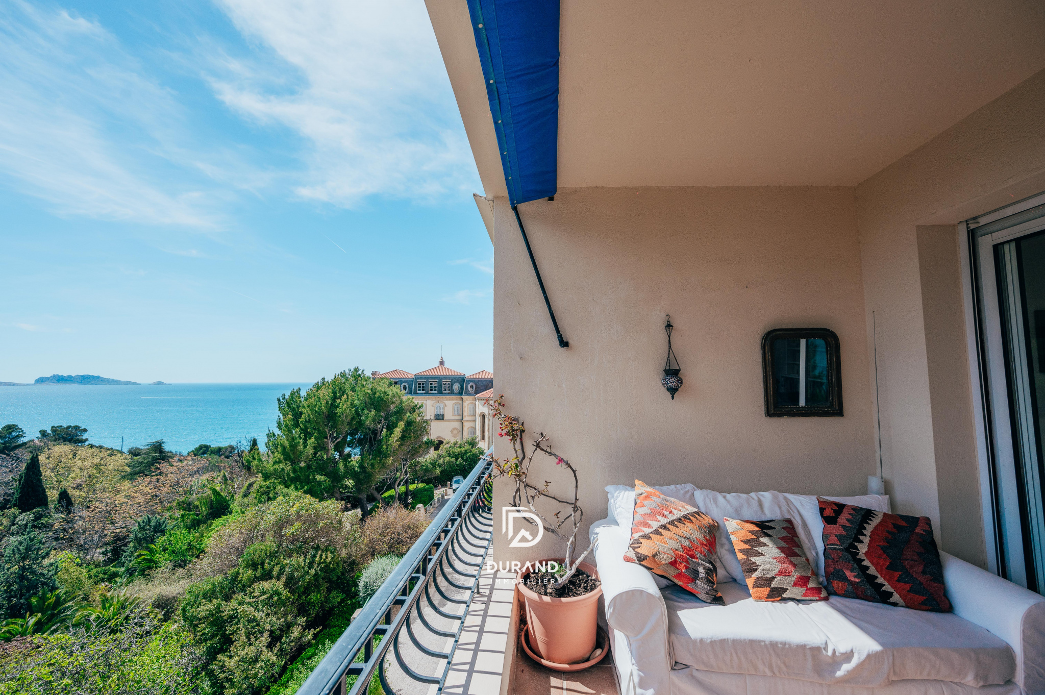 APPARTEMENT - VUE MER EXCEPTIONNELLE - LA CORNICHE 13007 MARSEILLE