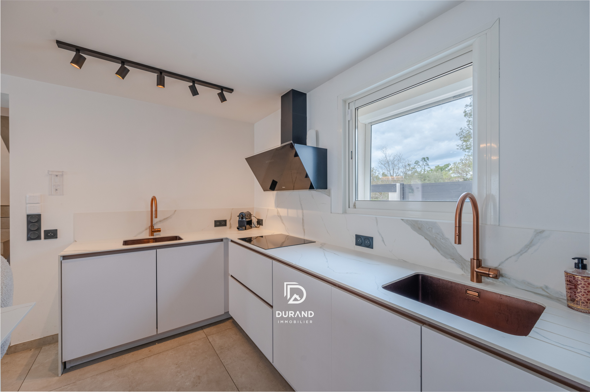 MAISON - ARCHITECTE - SAINT TRONC - 13010 MARSEILLE