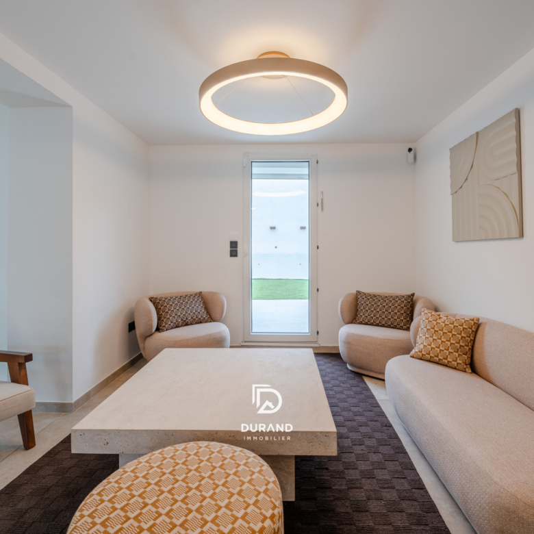 MAISON - ARCHITECTE - SAINT TRONC - 13010 MARSEILLE