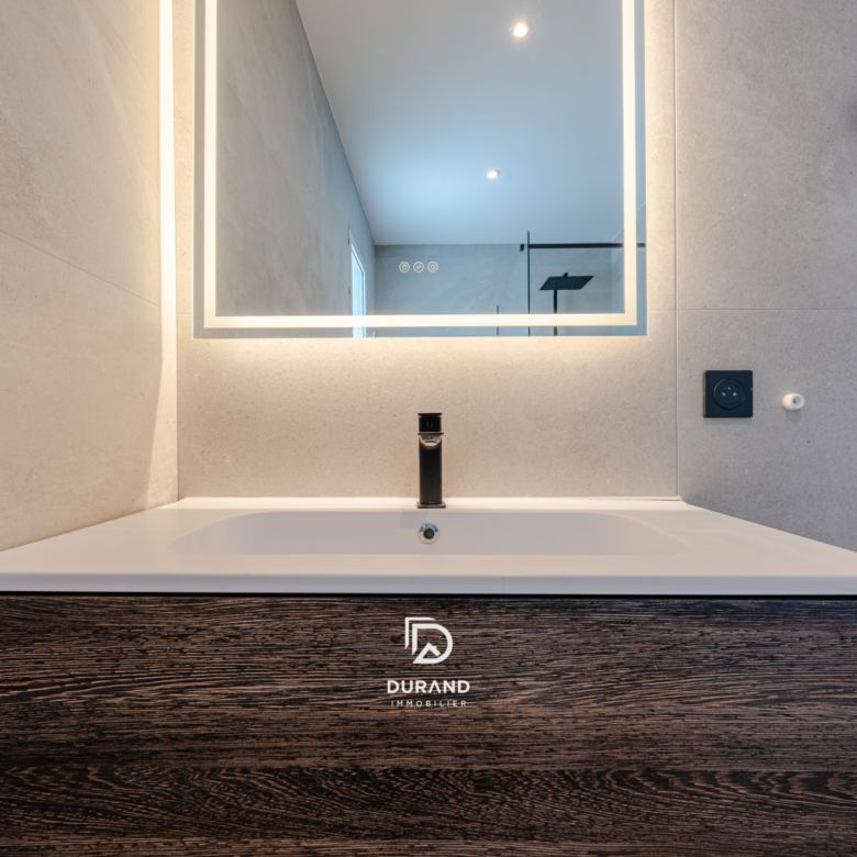 MAISON - ARCHITECTE - SAINT TRONC - 13010 MARSEILLE