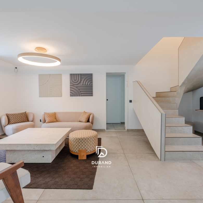 MAISON - ARCHITECTE - SAINT TRONC - 13010 MARSEILLE