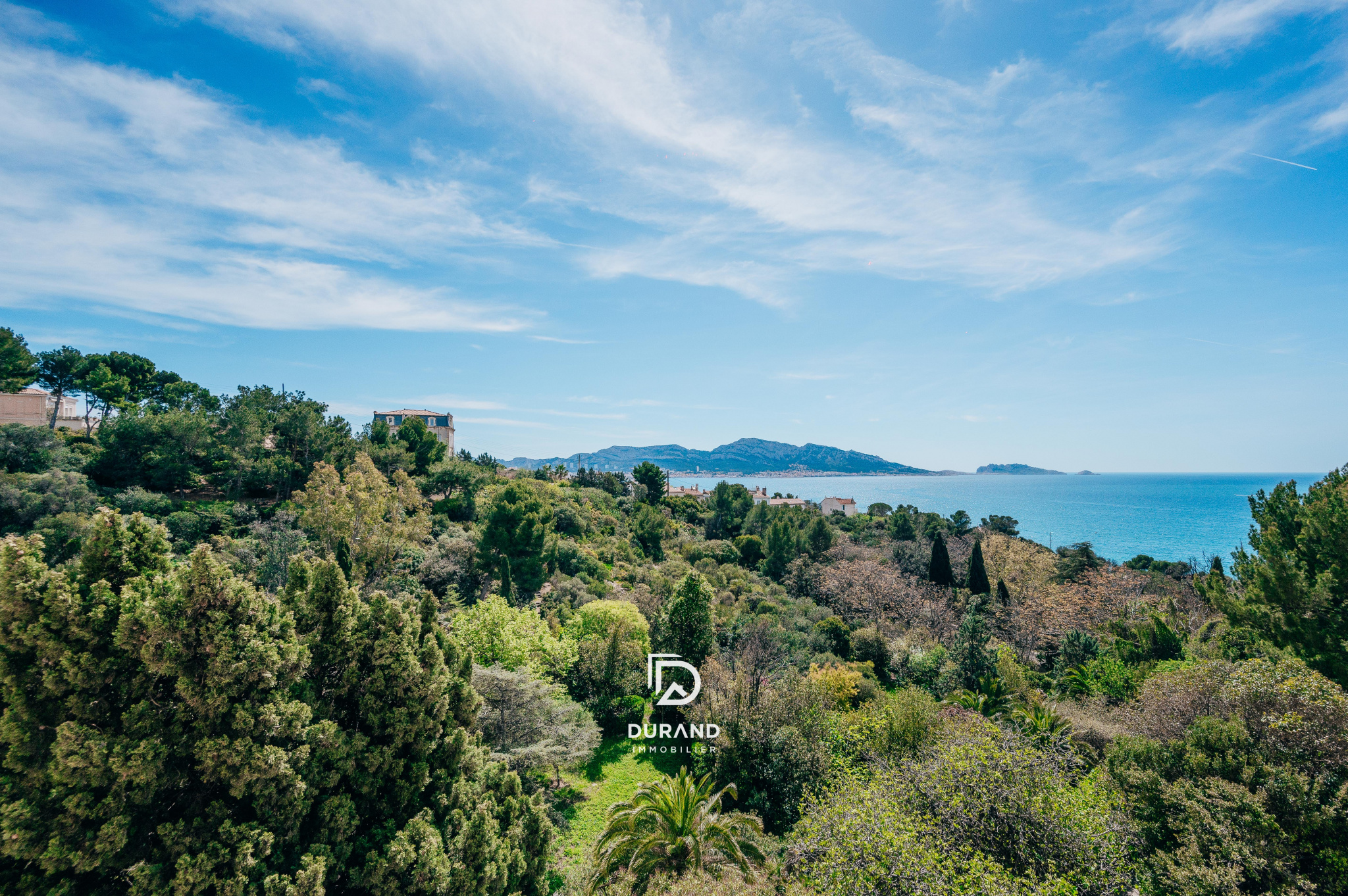 APPARTEMENT - VUE MER EXCEPTIONNELLE - LA CORNICHE 13007 MARSEILLE