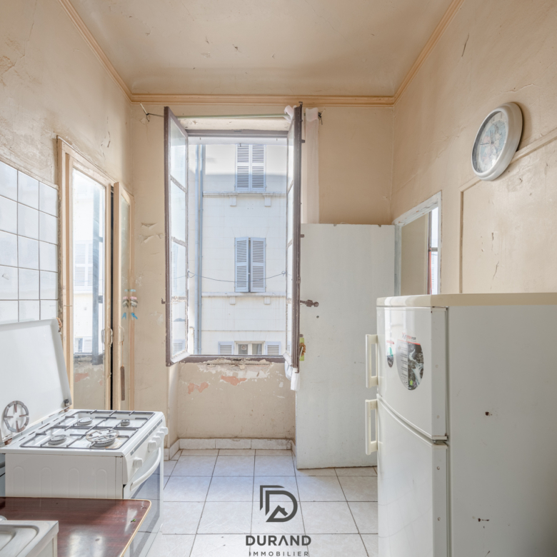 APPARTEMENT 3 PIÈCES 74M2 - NOAILLES - 13001 MARSEILLE