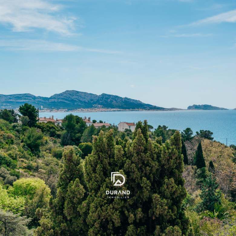 APPARTEMENT - VUE MER EXCEPTIONNELLE - LA CORNICHE 13007 MARSEILLE