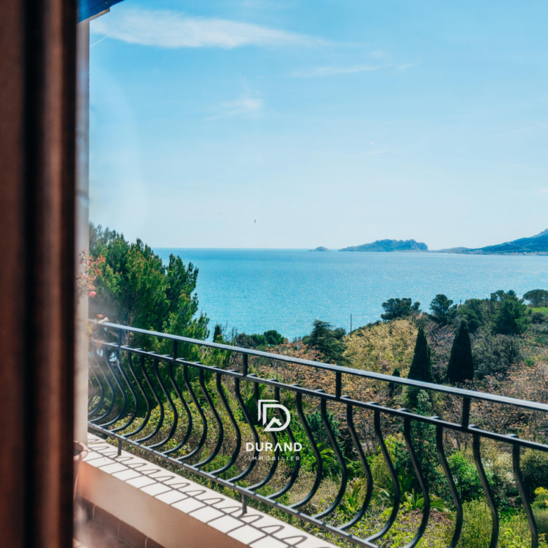 APPARTEMENT - VUE MER EXCEPTIONNELLE - LA CORNICHE 13007 MARSEILLE