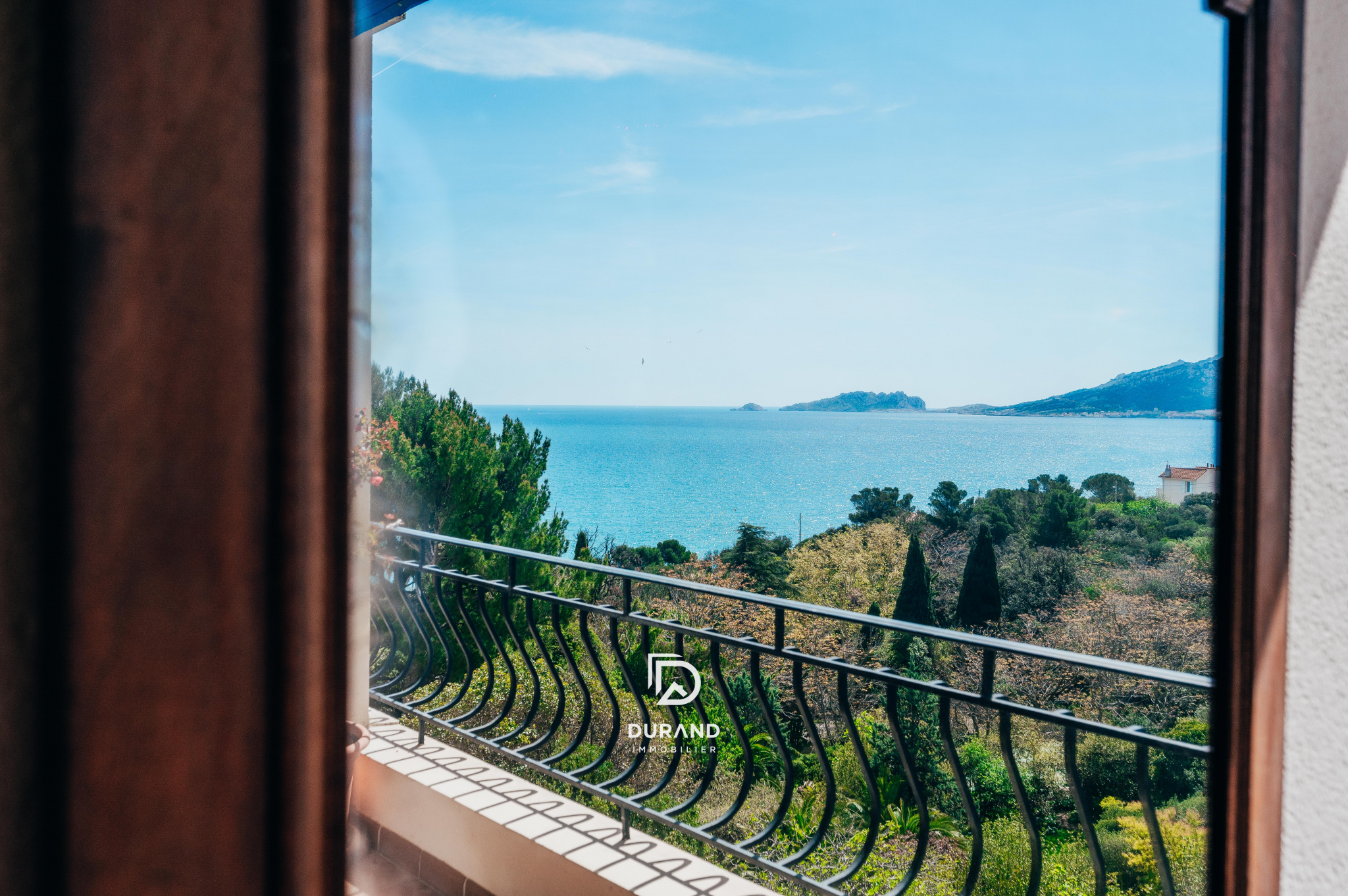 APPARTEMENT - VUE MER EXCEPTIONNELLE - LA CORNICHE 13007 MARSEILLE