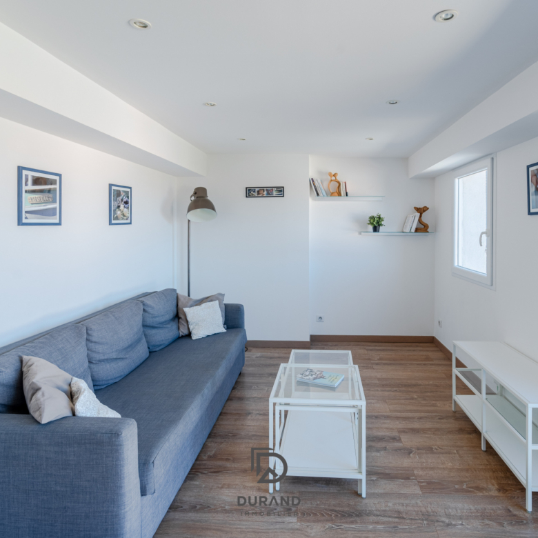 APPARTEMENT - ROUCAS BLANC - 13007 MARSEILLE
