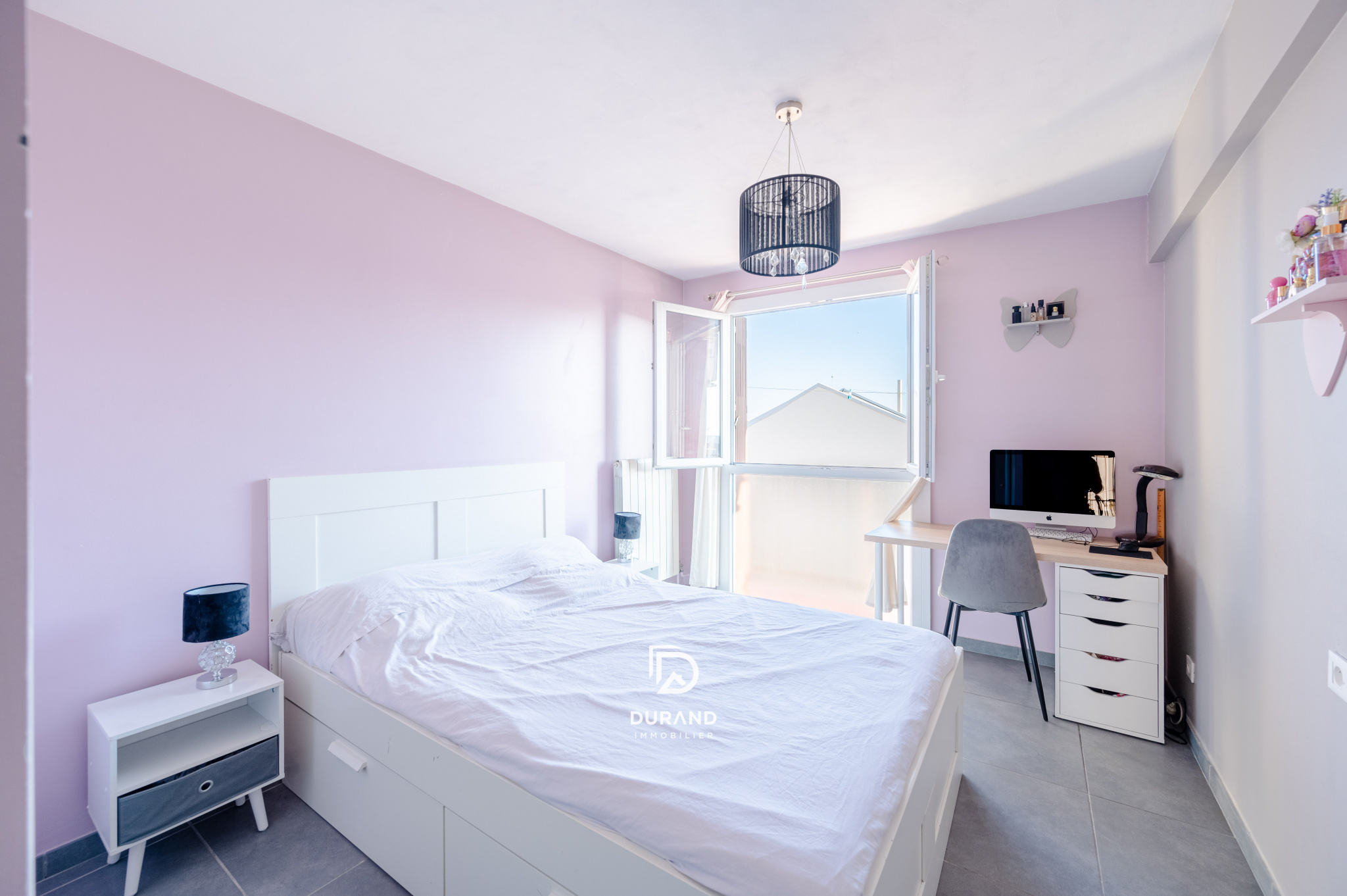APPARTEMENT AVEC PARKING - LE CANET - 13014
