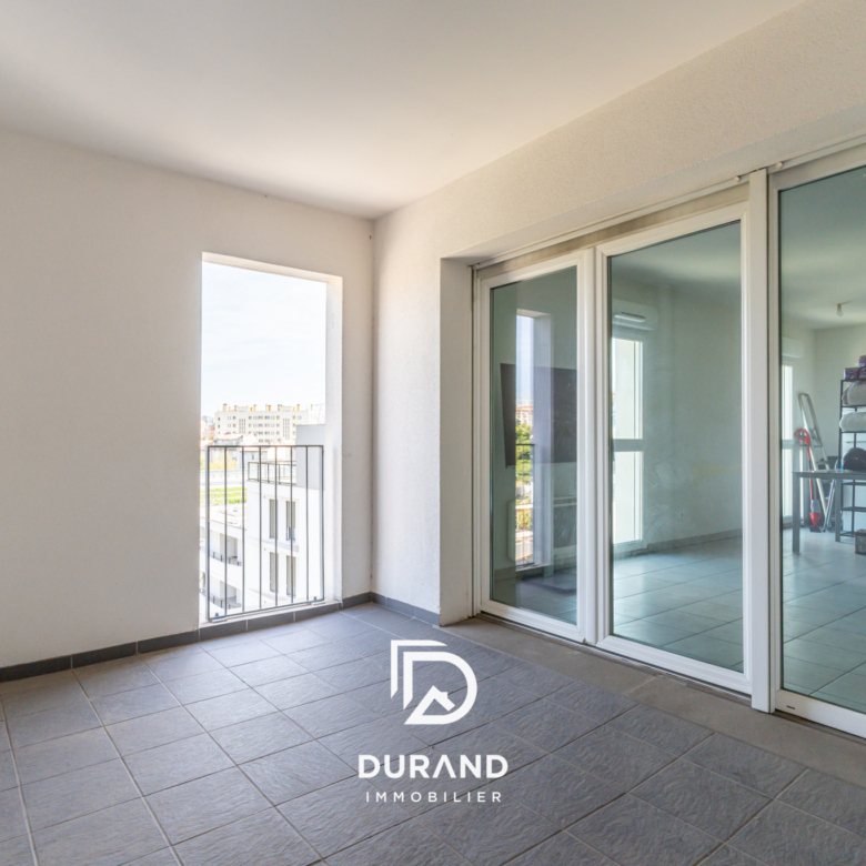 1 PIÈCE 27 M2 - APPARTEMENT - TERRASSE -13003 - MARSEILLE