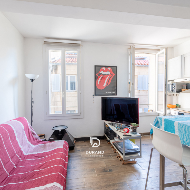 48 M2 - APPARTEMENT - LE PANIER - 13002 - MARSEILLE
