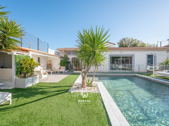 MAISON - PISCINE -  LACORDAIRE - 13013 MARSEILLE