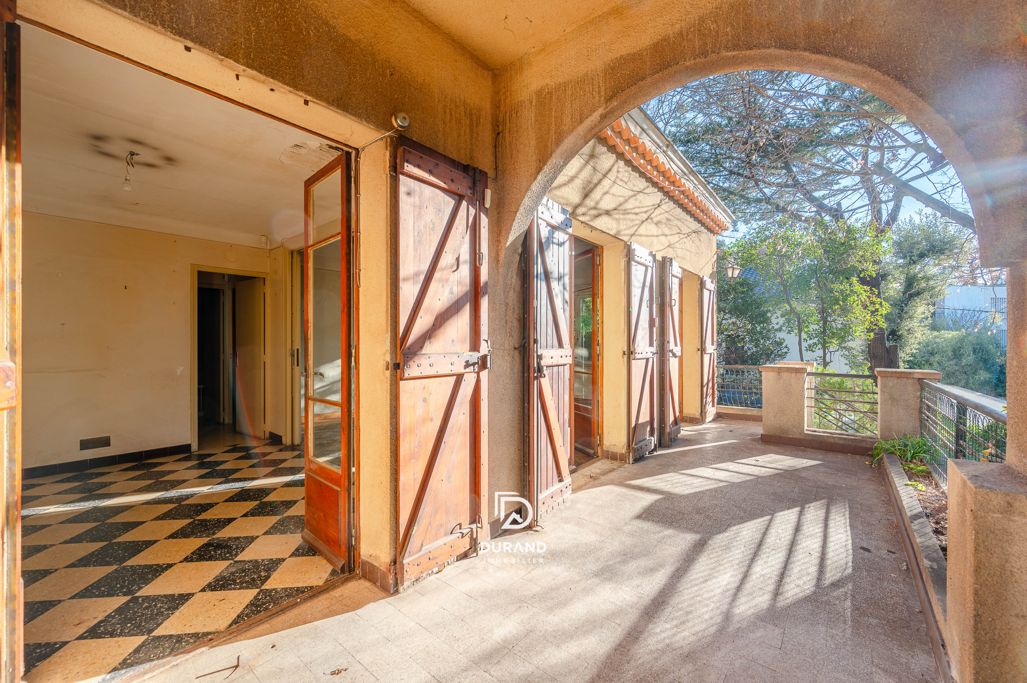 MAISON - GRAND JARDIN - SAINT BARNABE - 13012 MARSEILLE