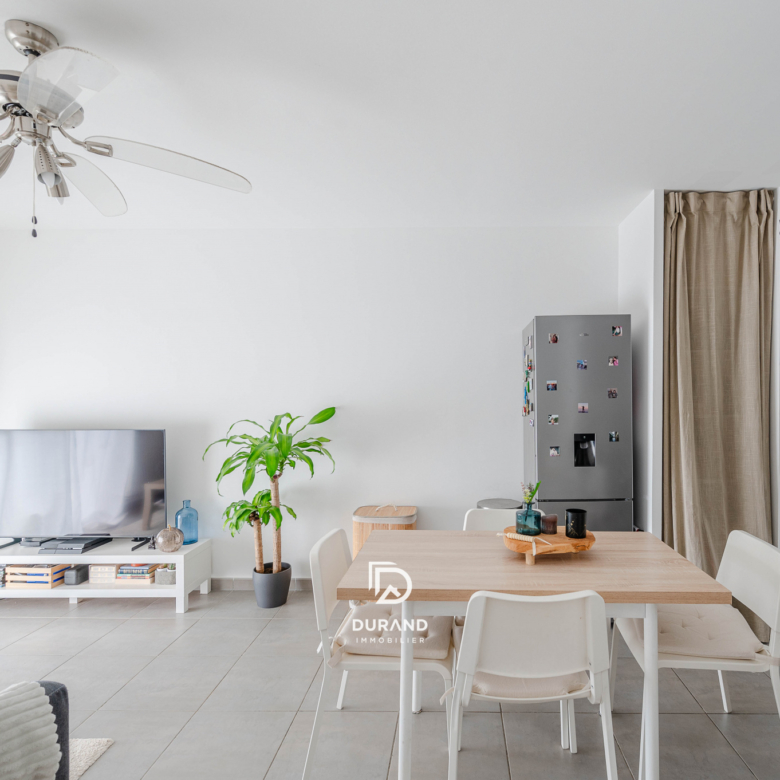 APPARTEMENT - TERRASSE - LES TROIS LUCS - 13012 MARSEILLE