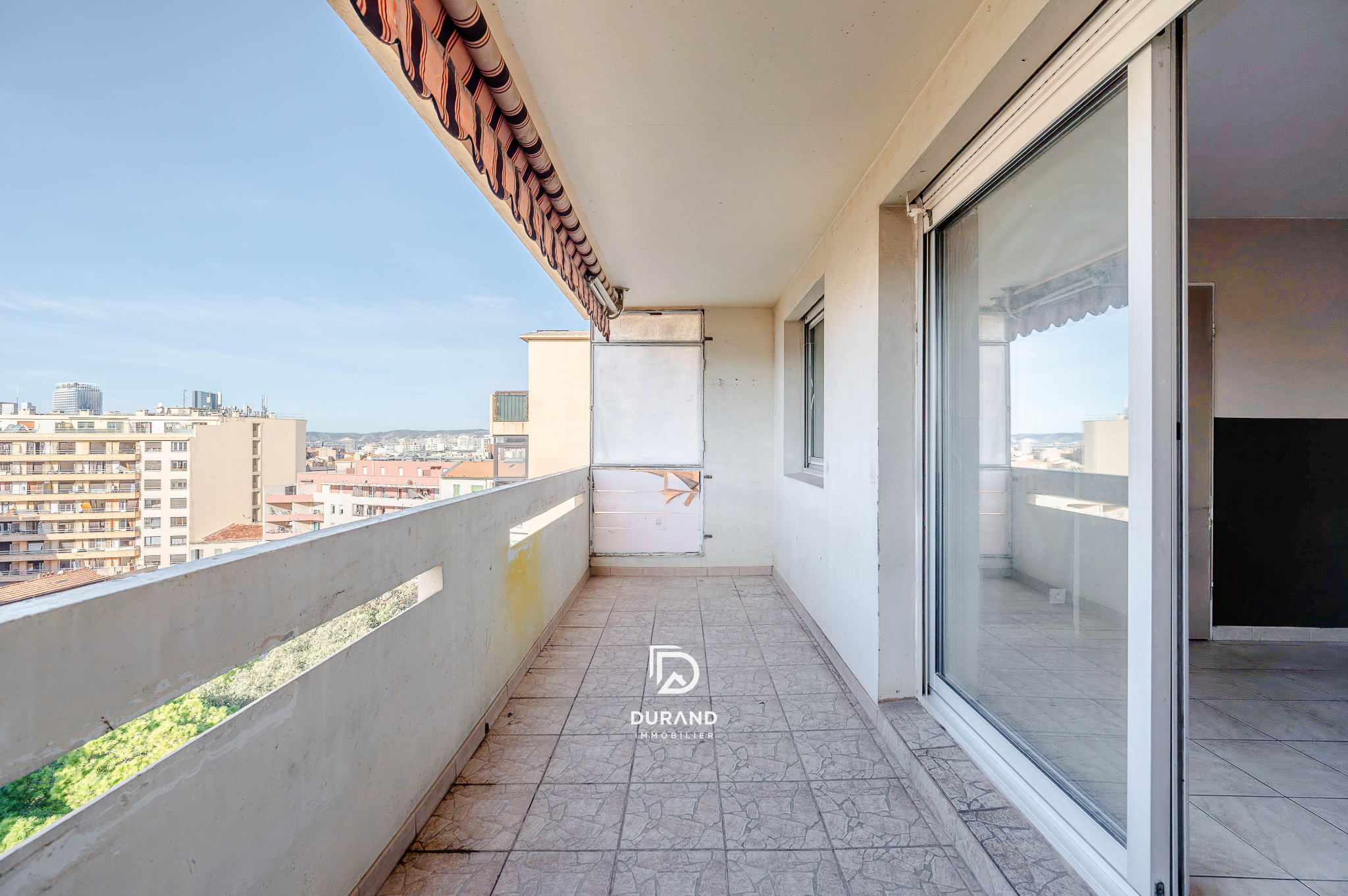 APPARTEMENT - VUE PANORAMIQUE - BELLE DE MAI - 13003 MARSEILLE
