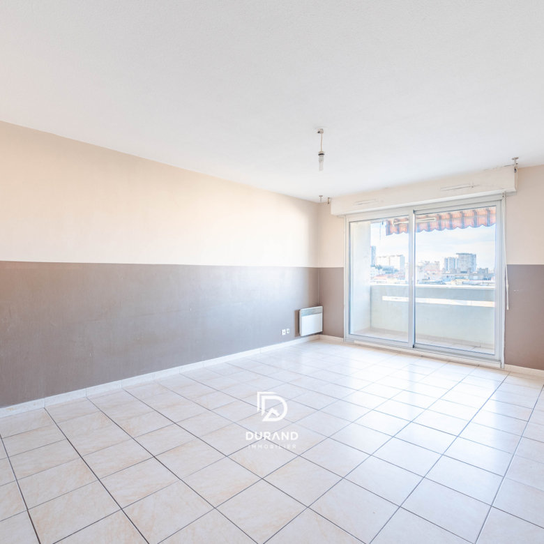 APPARTEMENT - VUE PANORAMIQUE - BELLE DE MAI - 13003 MARSEILLE