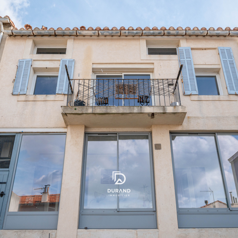 APPARTEMENT - ROUCAS BLANC - 13007 MARSEILLE