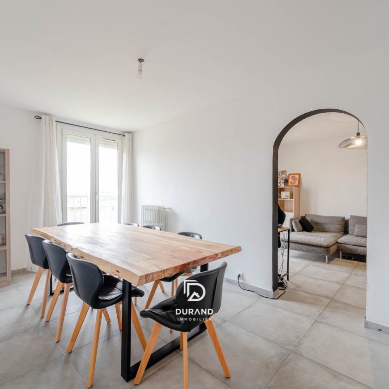 APPARTEMENT - ST MARCEL - 13011
