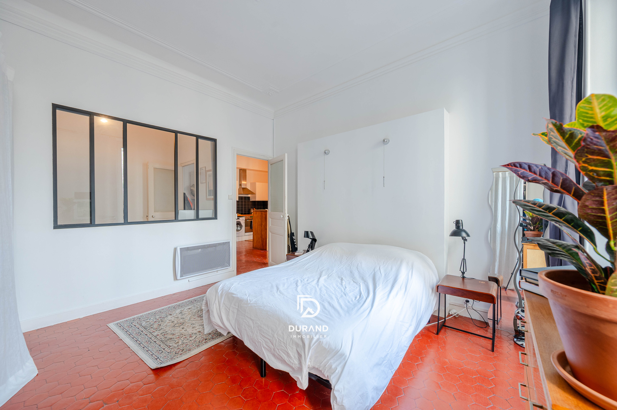 APPARTEMENT - 3 PIECES - VAUBAN - 13006 MARSEILLE
