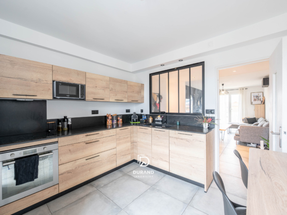 APPARTEMENT - ST MARCEL - 13011