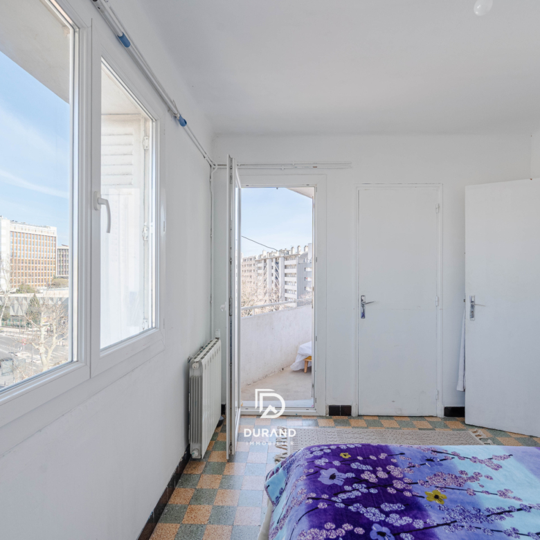 APPARTEMENT - VUE BONNE MERE - TIMONE - 13010 MARSEILLE