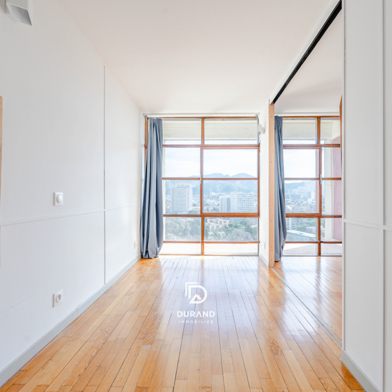 APPARTEMENT - DUPLEX TYPE C - LE CORBUSIER - 13008 MARSEILLE