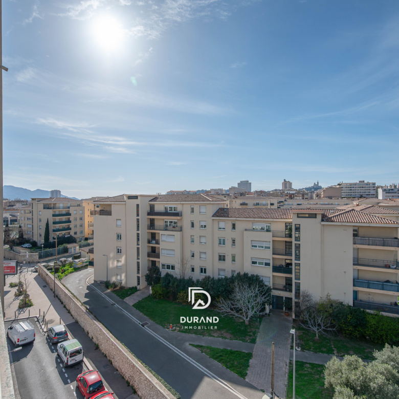 APPARTEMENT - VUE BONNE MERE - TIMONE - 13010 MARSEILLE