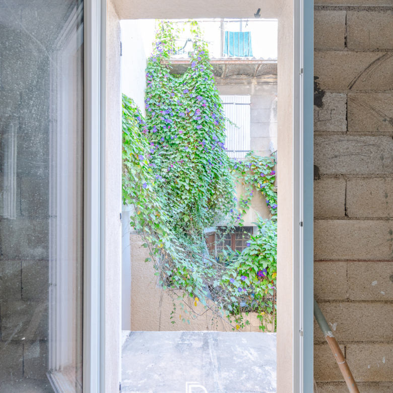 IMMEUBLE - 5 APPARTEMENTS -13003 MARSEILLE