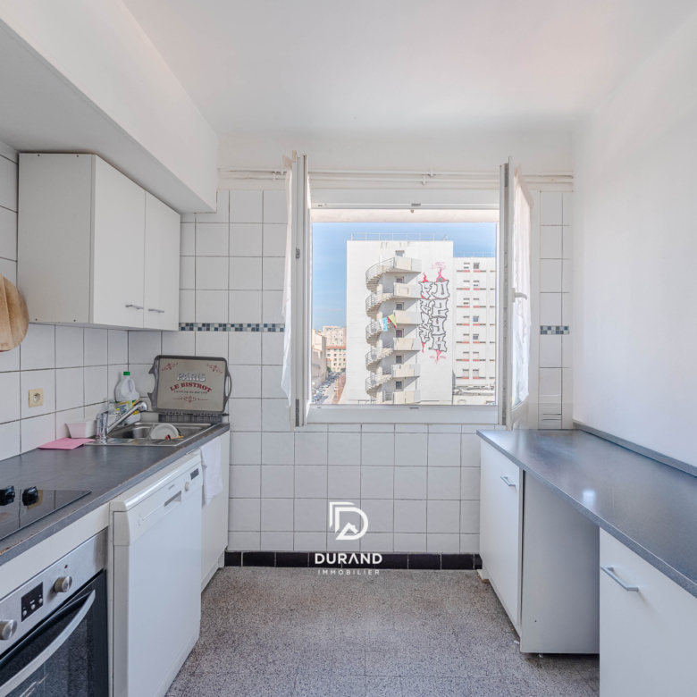 APPARTEMENT - VUE BONNE MERE - TIMONE - 13010 MARSEILLE